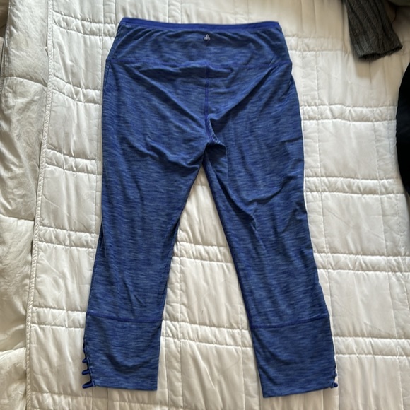 prAna Tori Capri Leggings Womens Heather Blue Athletic Running Yoga Pants Size M - Picture 4 of 4
